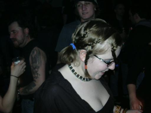 nena dancing